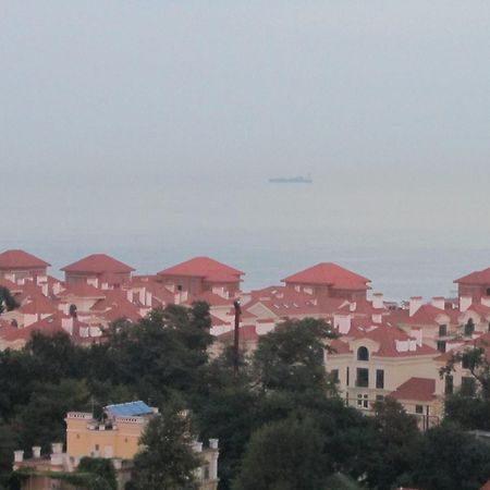 Apartments On Henuezskaya 5 Odessa Ngoại thất bức ảnh