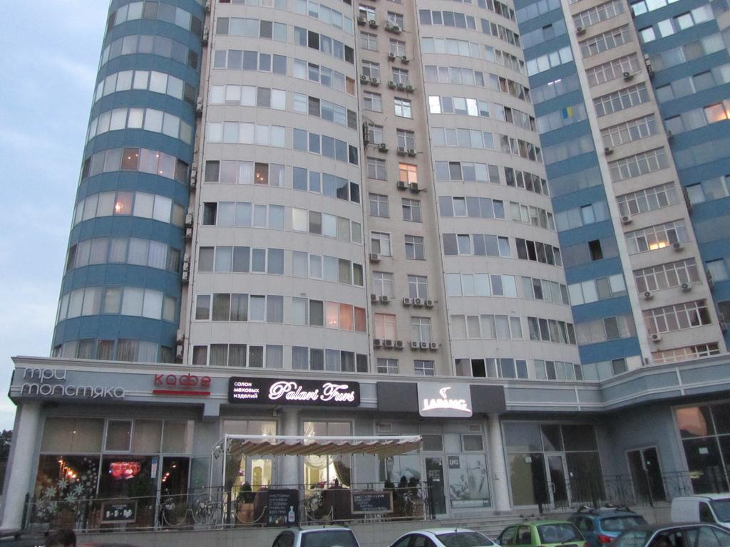 Apartments On Henuezskaya 5 Odessa Ngoại thất bức ảnh