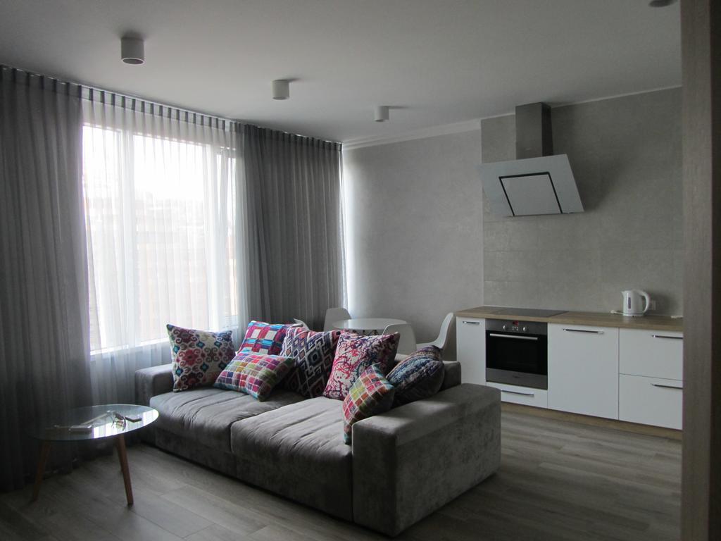 Apartments On Henuezskaya 5 Odessa Ngoại thất bức ảnh