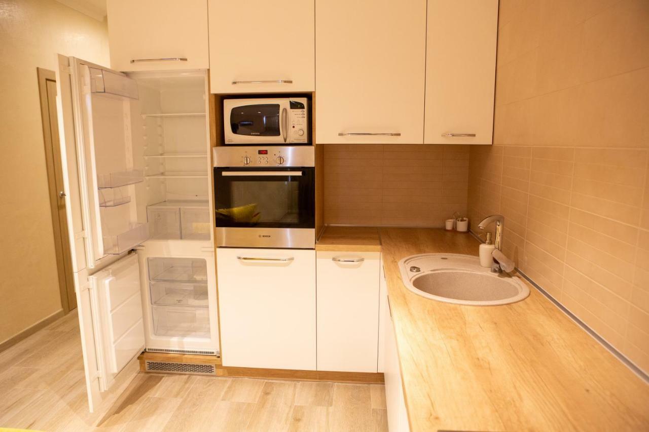 Apartments On Henuezskaya 5 Odessa Ngoại thất bức ảnh